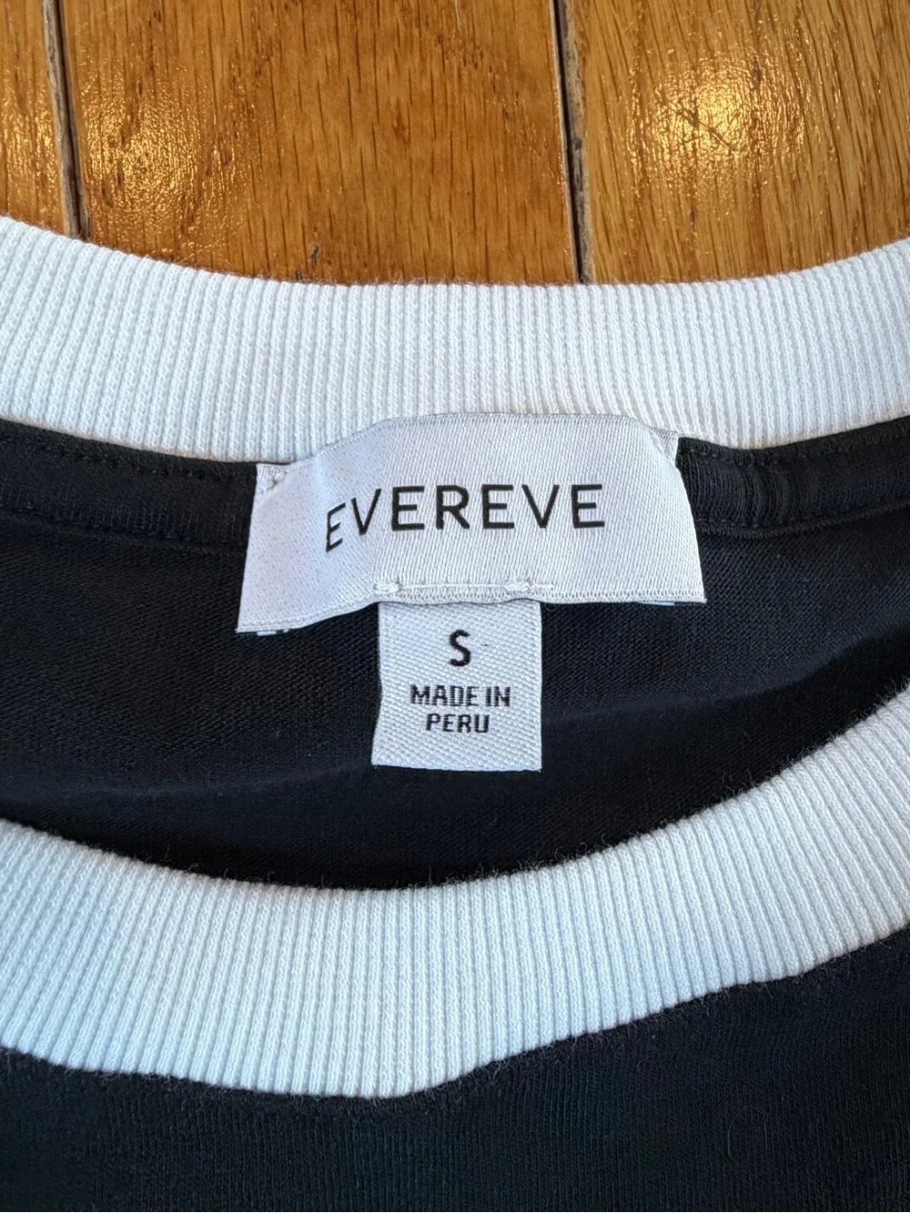5 Evereve Sleeveless Knit Tank Top Lot Black White Cream Solid Stripes Sz Small - Picture 3 of 10
